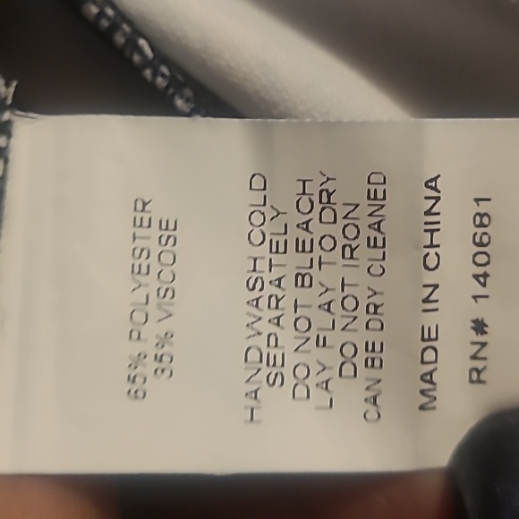 Unique Vintage Brand Blouse Size L. NWT - Picture 8 of 8